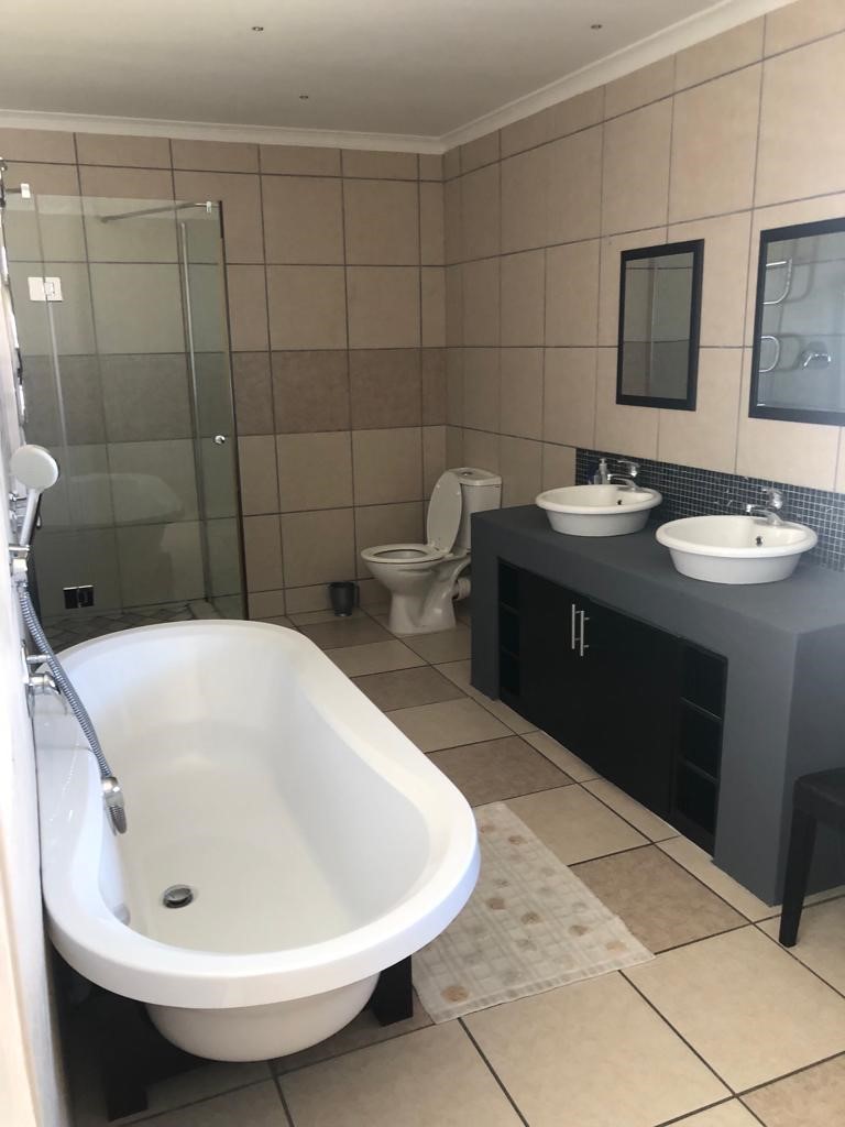 To Let 3 Bedroom Property for Rent in Myburgh Park Western Cape